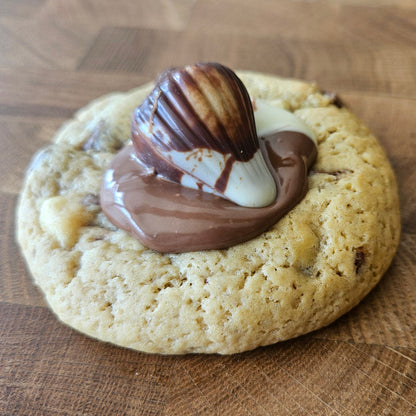 Stuffed Cookie (Single Cookie)